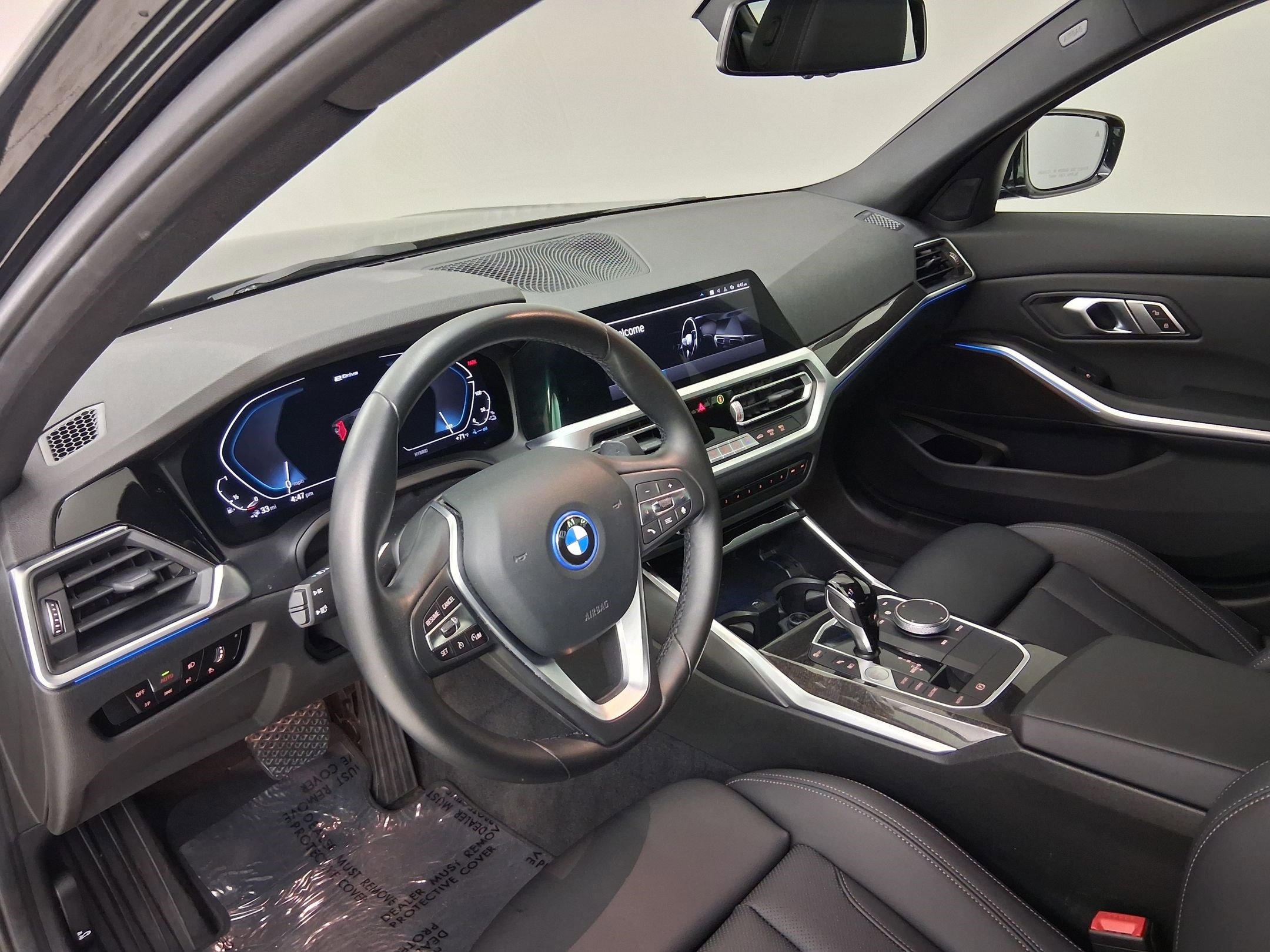 Used 2022 BMW 330e w/ Driving Assistance Package image 2