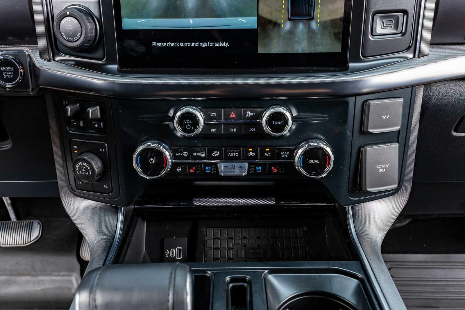Used 2025 Ford F150 Platinum AWD/4WD image 27