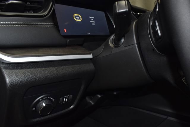 New 2026 Jeep Grand Cherokee Altitude image 24