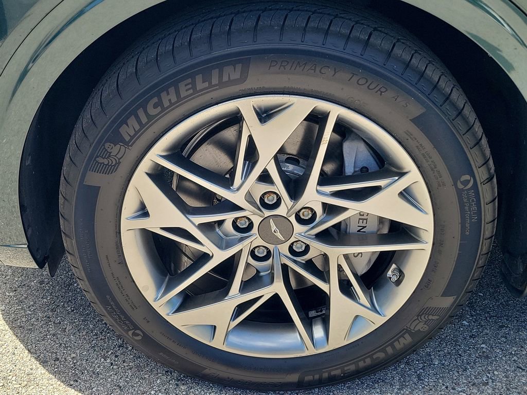 Certified 2023 Genesis GV70 2.5T w/ Select Package image 11