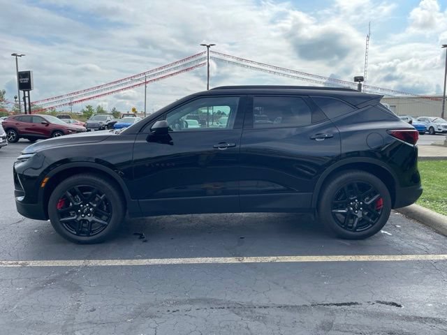 Used 2024 Chevrolet Blazer LT w/ Redline Edition FWD image 4