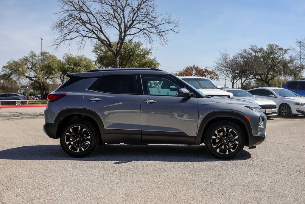 Used 2021 Chevrolet TrailBlazer LT w/ Convenience Package image 5