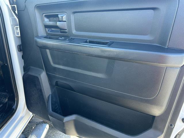 Used 2017 RAM 5500 Tradesman w/ Chrome Appearance Group image 19