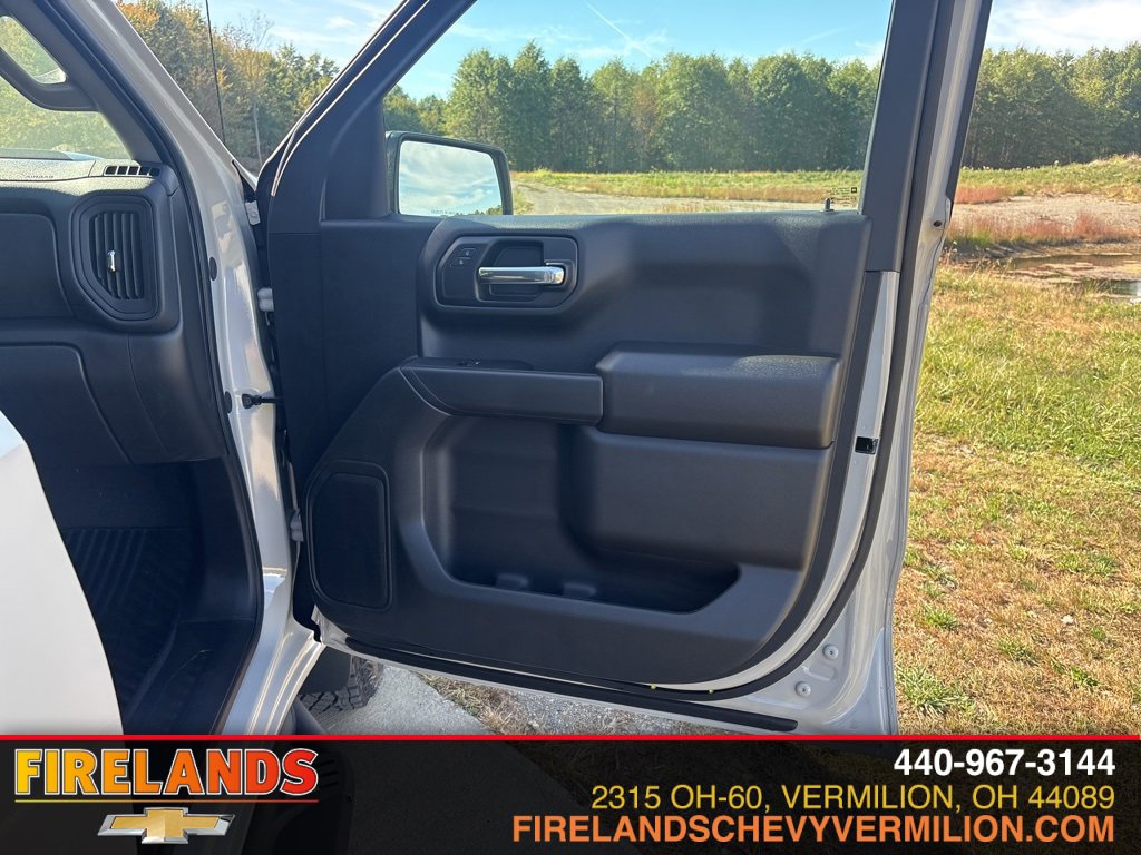 New 2026 Chevrolet Silverado 1500 Custom Trail Boss w/ LPO, Dark Essentials Package image 22