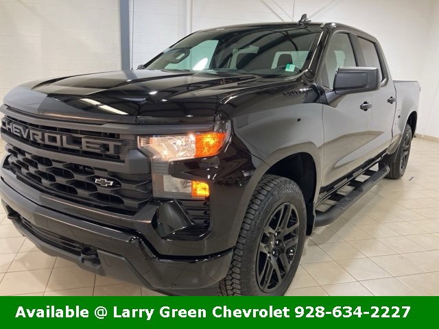 New 2025 Chevrolet Silverado 1500 Custom w/ Turbomax Blackout Package