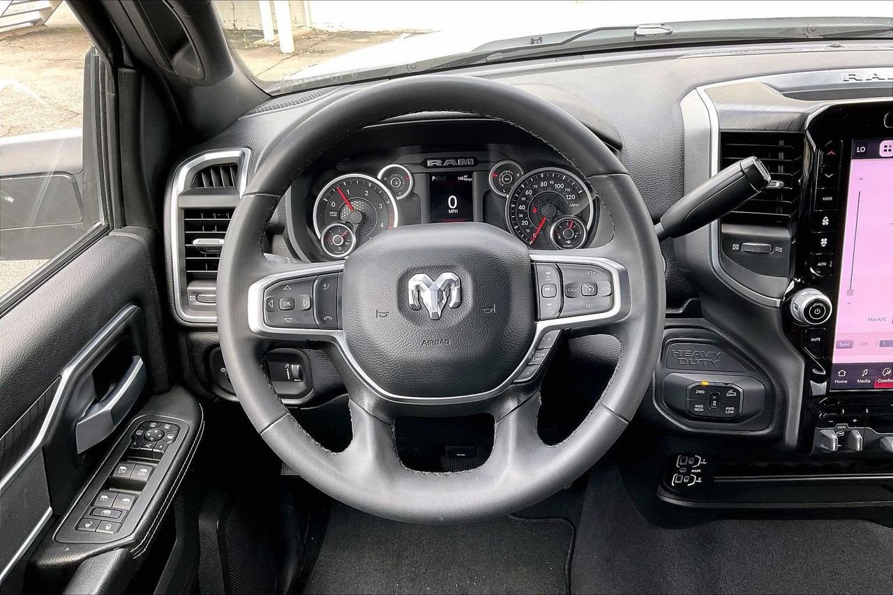 Used 2025 RAM 2500 Big Horn AWD/4WD image 9