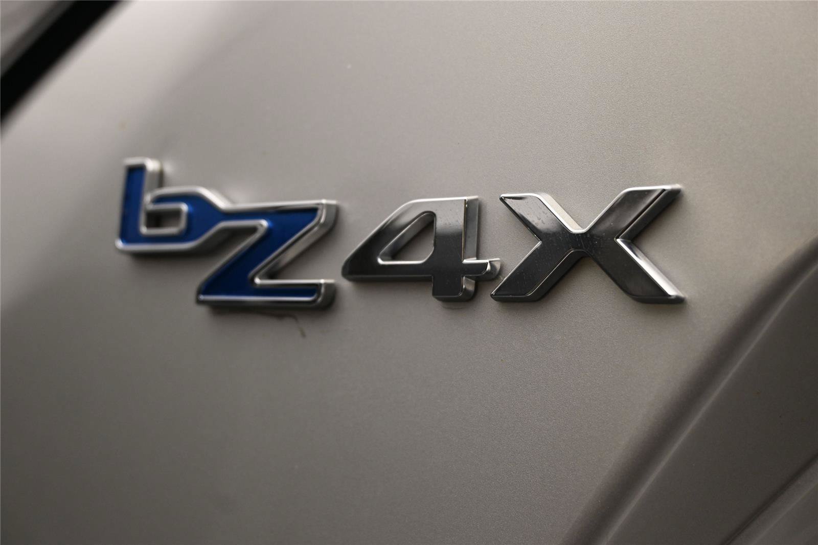 Used 2023 Toyota bZ4X AWD w/ Weather Package image 22