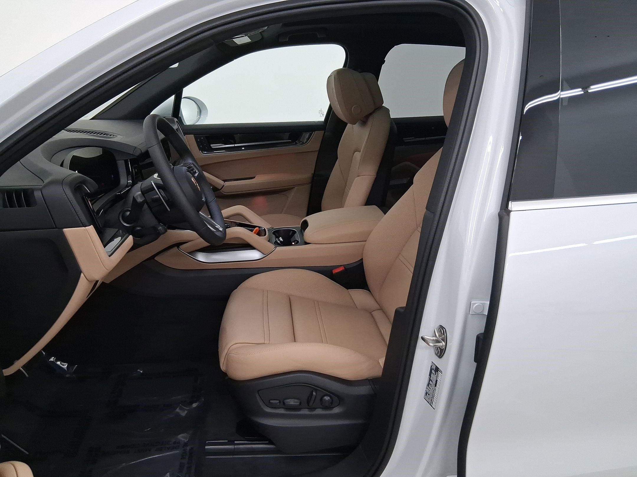New 2026 Porsche Cayenne AWD/4WD image 5