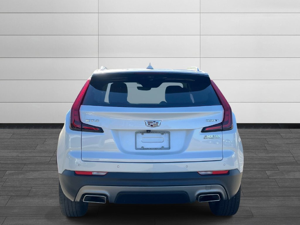 Certified 2023 Cadillac XT4 Premium Luxury w/ Enhanced Visibility Package FWD image 4