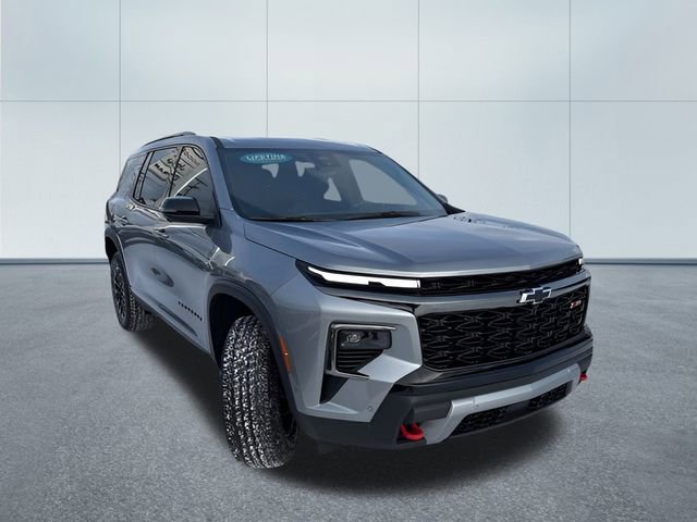 Used 2024 Chevrolet Traverse Z71 w/ Enhanced Driving Package image 4