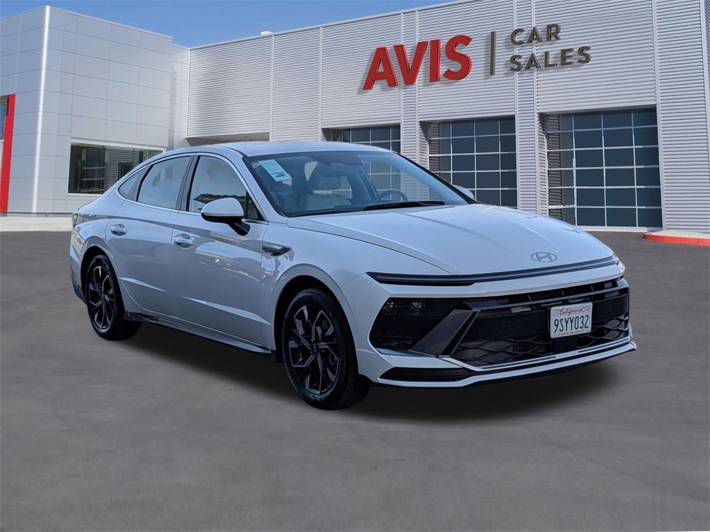 Used 2025 Hyundai Sonata SEL image 3