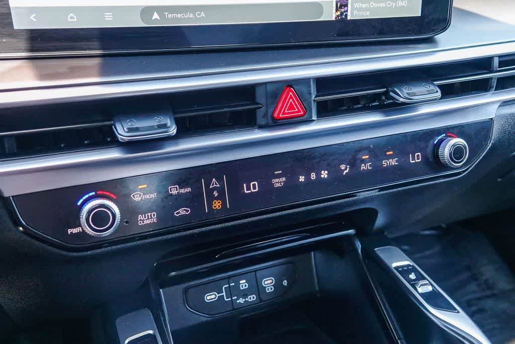 Certified 2025 Kia Sorento EX FWD image 21