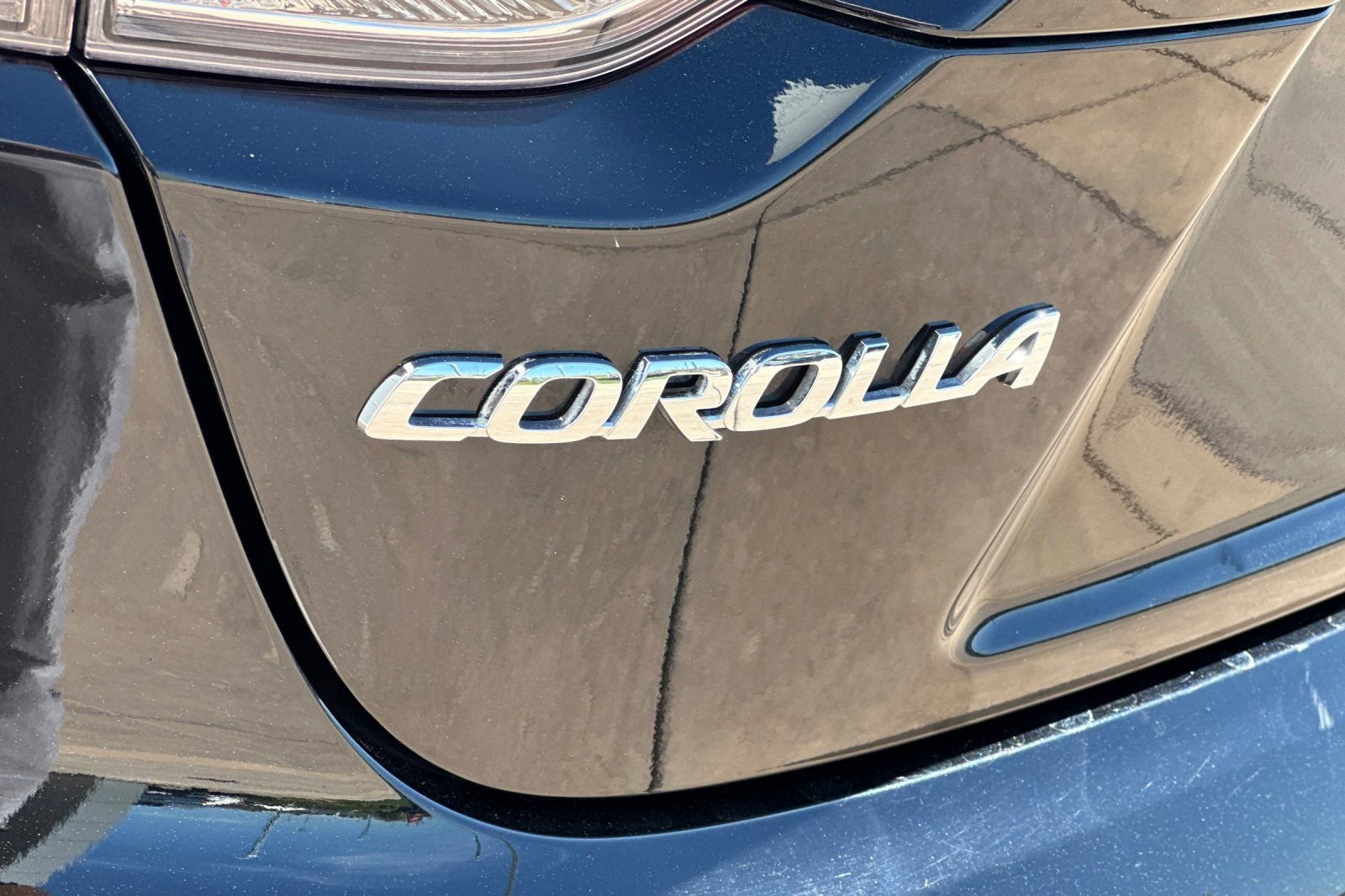 Certified 2024 Toyota Corolla LE FWD image 33
