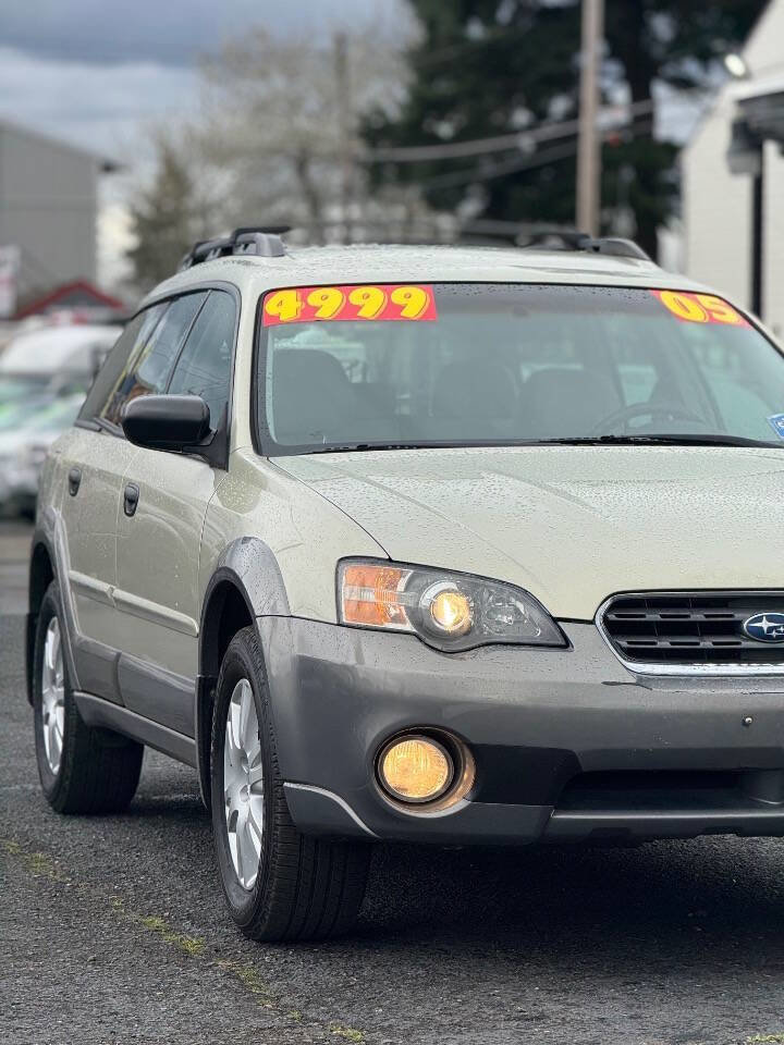 Used 2005 Subaru Outback 2.5i image 9