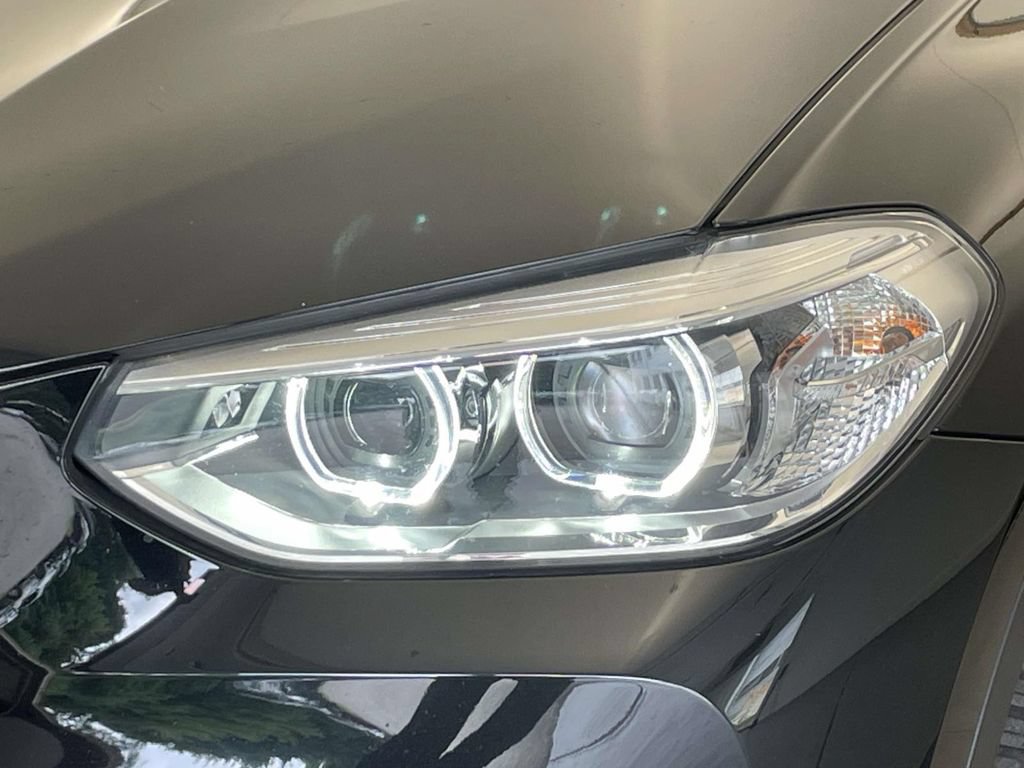 Used 2021 BMW X3 xDrive30i w/ Premium Package AWD/4WD image 10