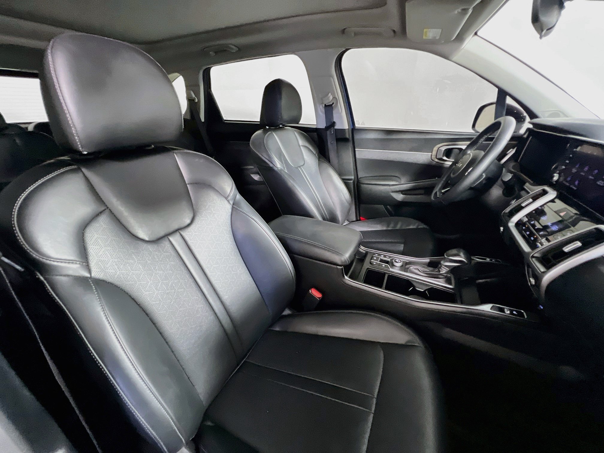 Used 2022 Kia Sorento EX w/ Panoramic Sunroof Package FWD image 30