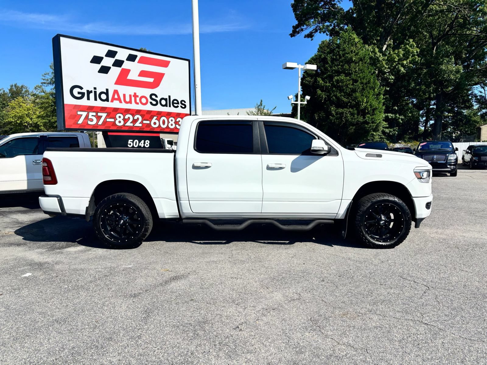 Used 2019 RAM 1500 Big Horn AWD/4WD image 2