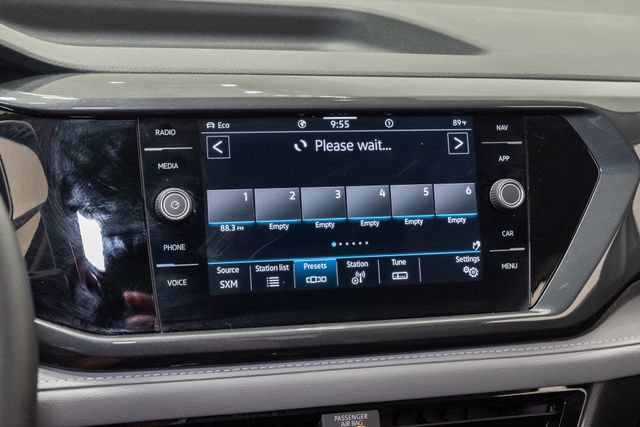 Used 2023 Volkswagen Taos SEL AWD/4WD image 17