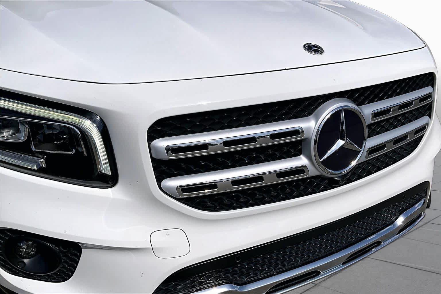 Used 2022 Mercedes-Benz GLB 250 4MATIC image 28