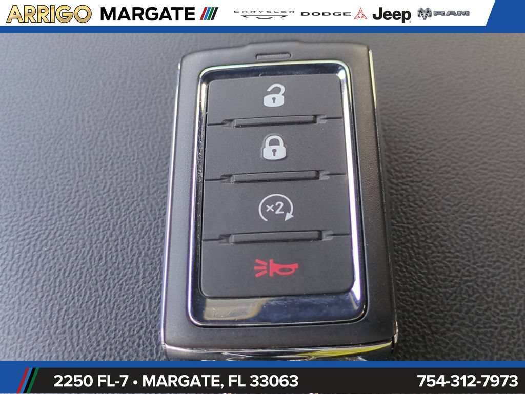 New 2026 Dodge Charger Scat Pack w/ Blacktop Package AWD/4WD image 31
