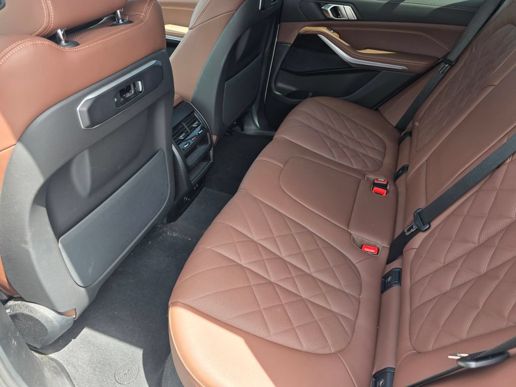 Used 2025 BMW X5 sDrive40i w/ Parking Assistance Package RWD image 14