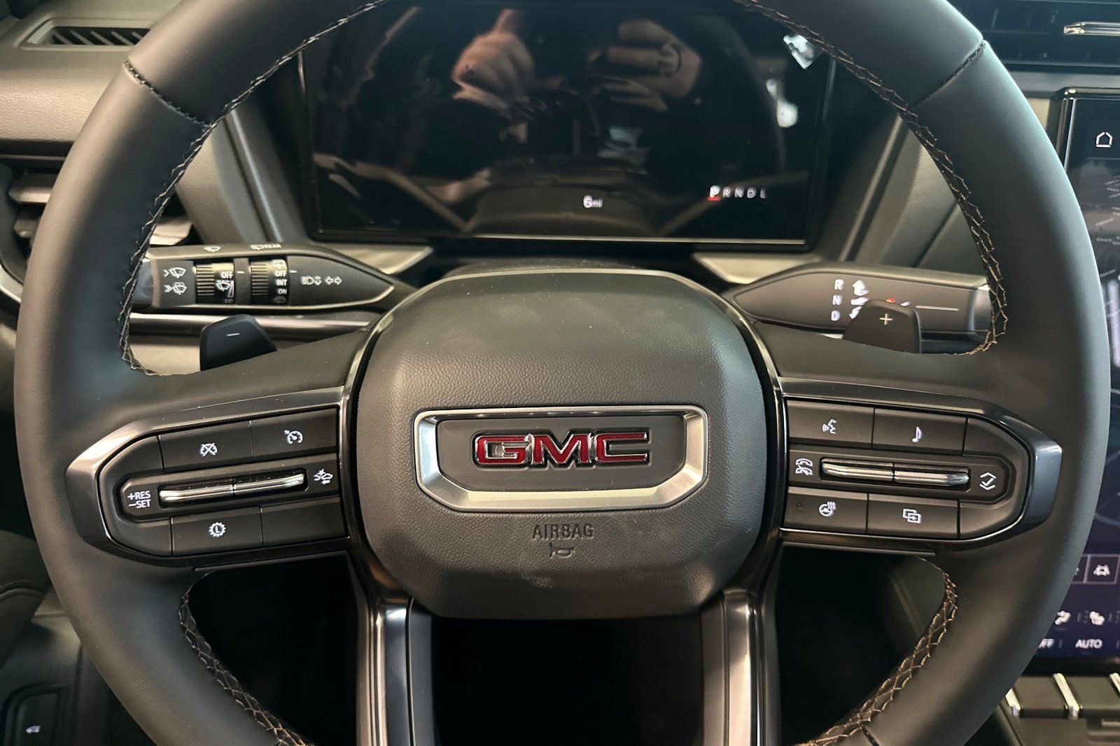 New 2026 GMC Terrain AT4 w/ Convenience Package III AWD/4WD image 25