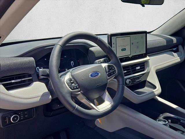New 2026 Ford Explorer Active w/ Active Comfort Package RWD image 3