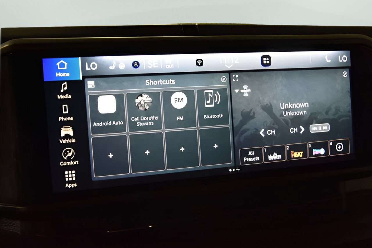 Used 2025 Jeep Wrangler Unlimited Sahara AWD/4WD image 25