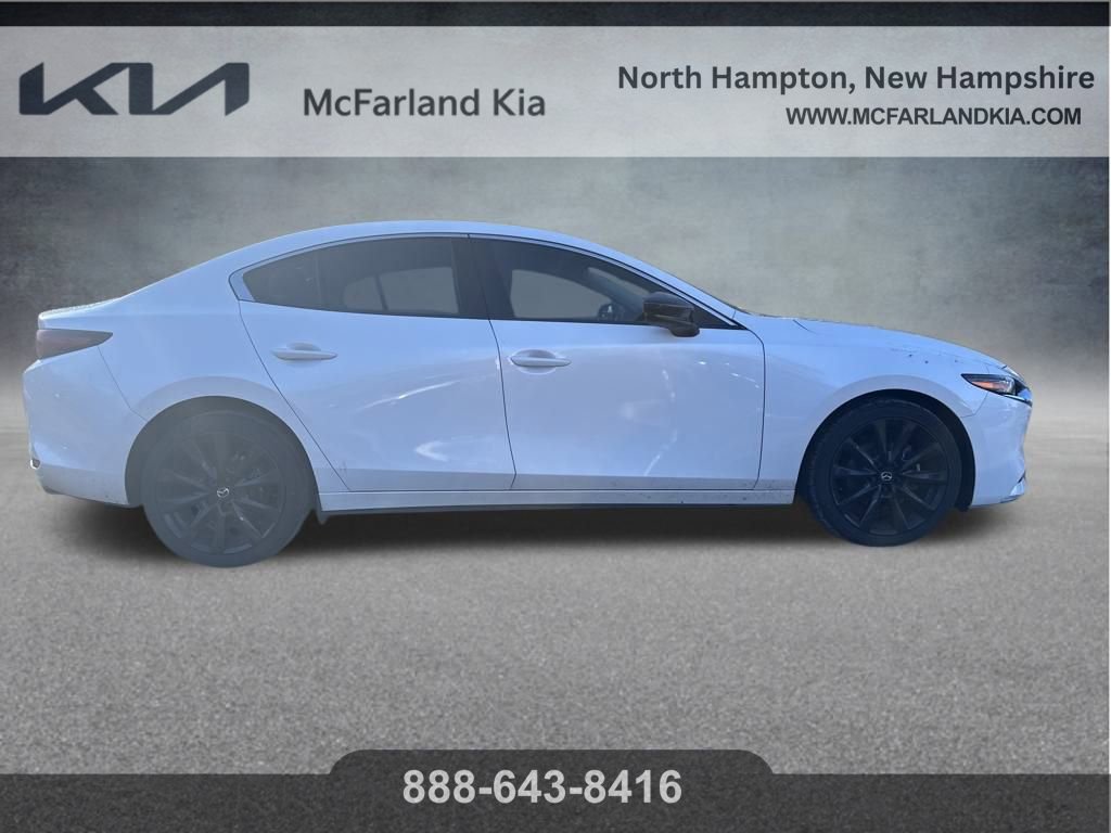 Used 2022 MAZDA MAZDA3 s image 8