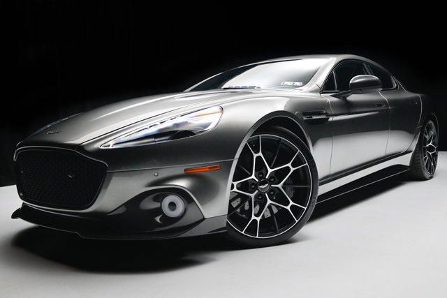 Used 2019 Aston Martin Rapide AMR image 24