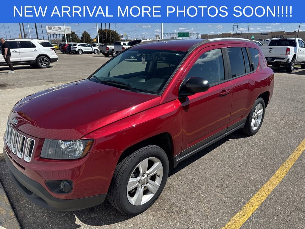Used 2016 Jeep Compass Sport w/ Power Value Group FWD image 3