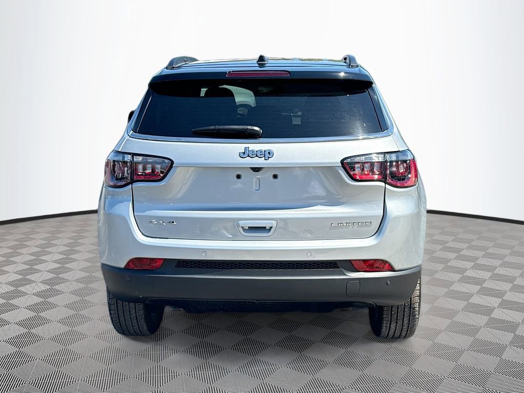 Used 2026 Jeep Compass Limited image 7
