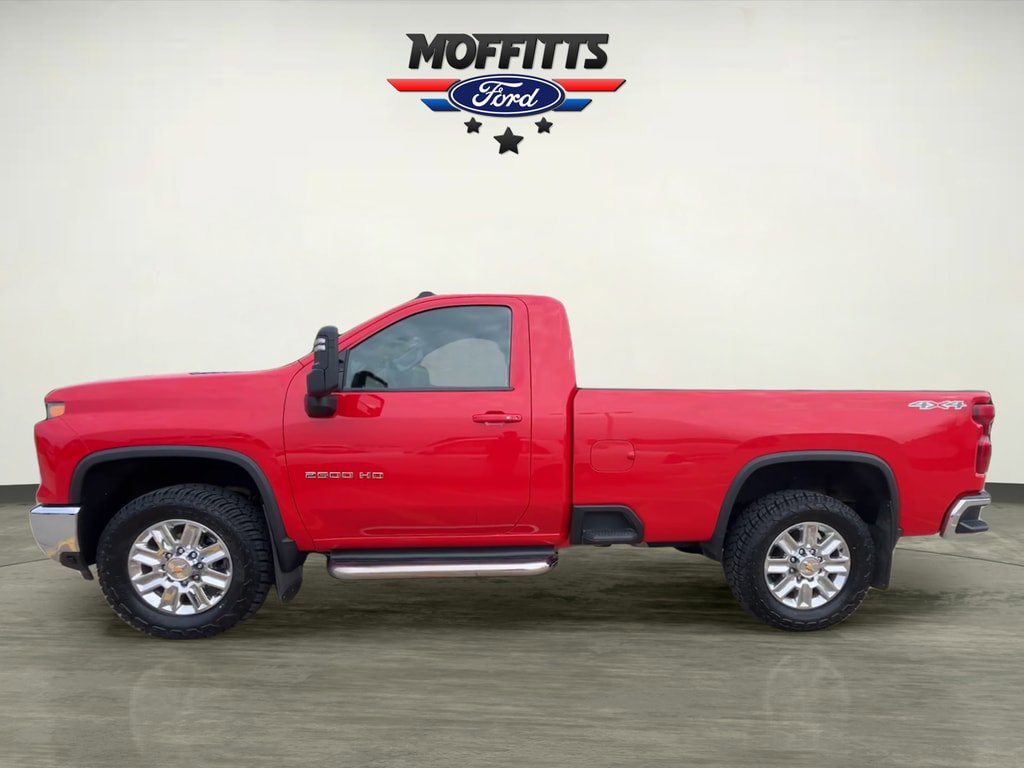 Used 2025 Chevrolet Silverado 2500 LT AWD/4WD image 2
