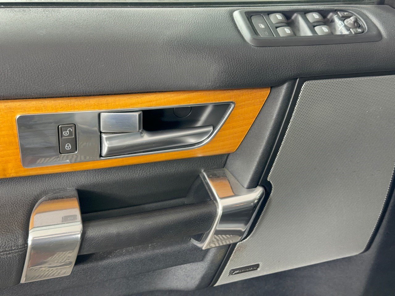 Used 2014 Land Rover LR4 HSE AWD/4WD image 15