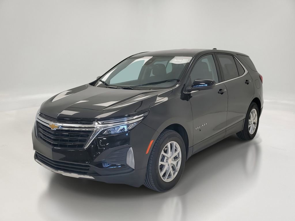 Used 2023 Chevrolet Equinox LT image 3