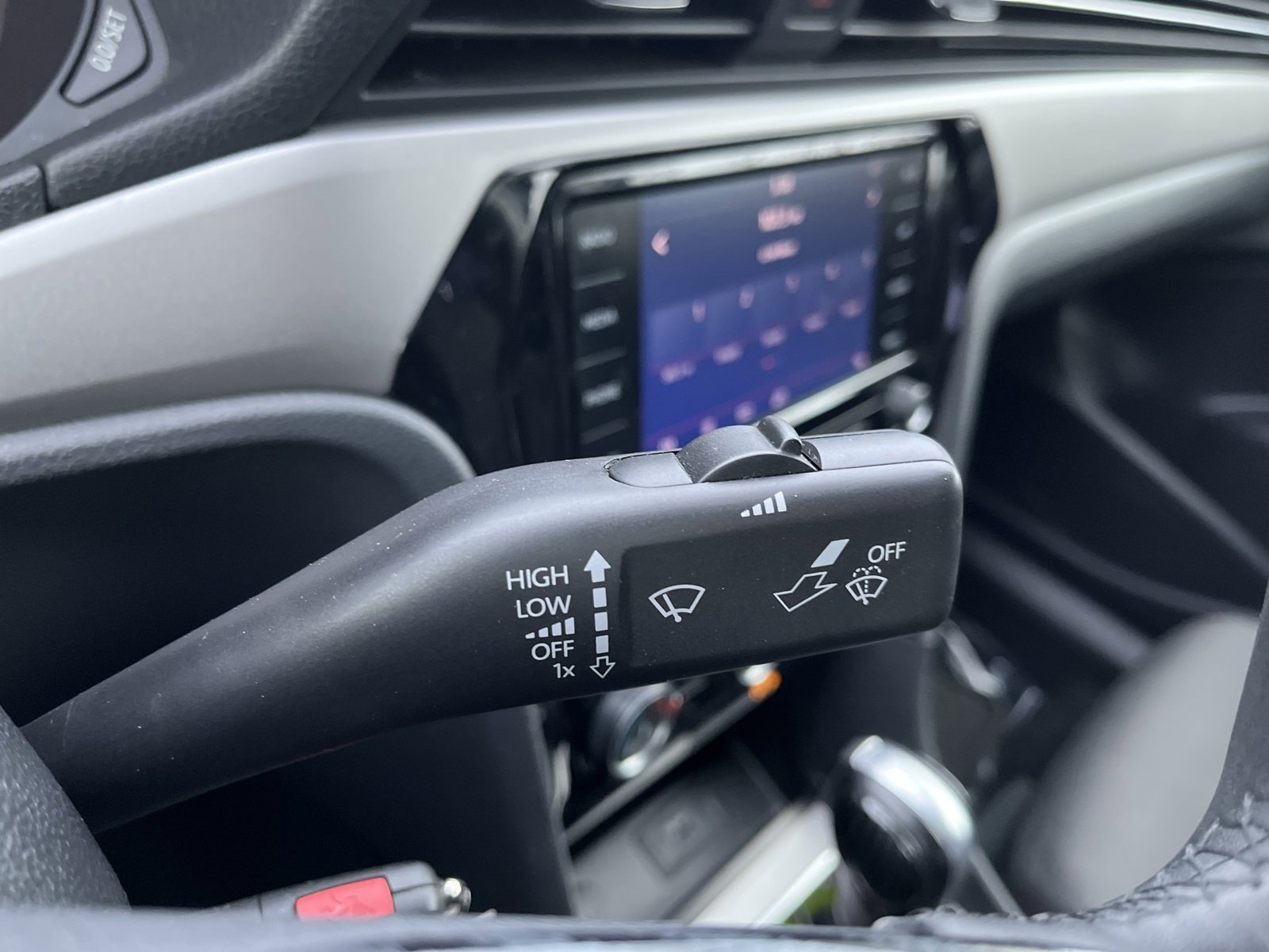 Used 2021 Volkswagen Passat 2.0T S image 18