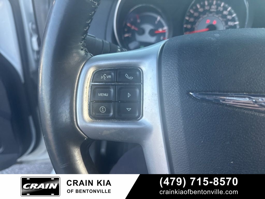 Used 2013 Chrysler 200 Touring FWD image 23