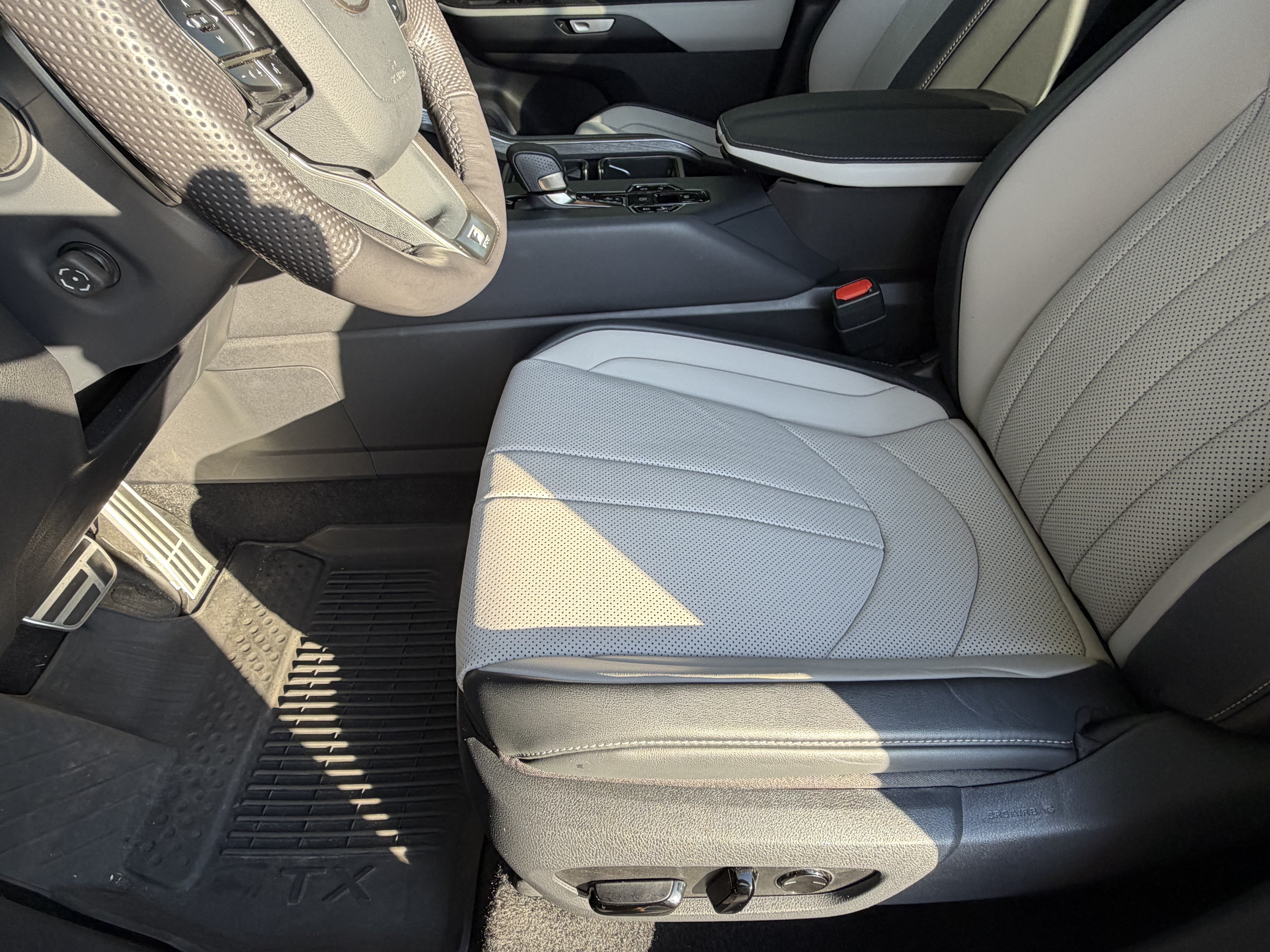 Used 2025 Lexus TX 350 AWD image 17