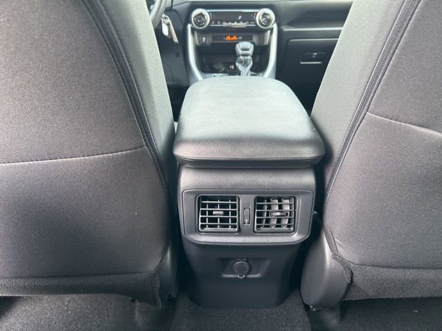 Used 2024 Toyota RAV4 LE AWD/4WD image 22