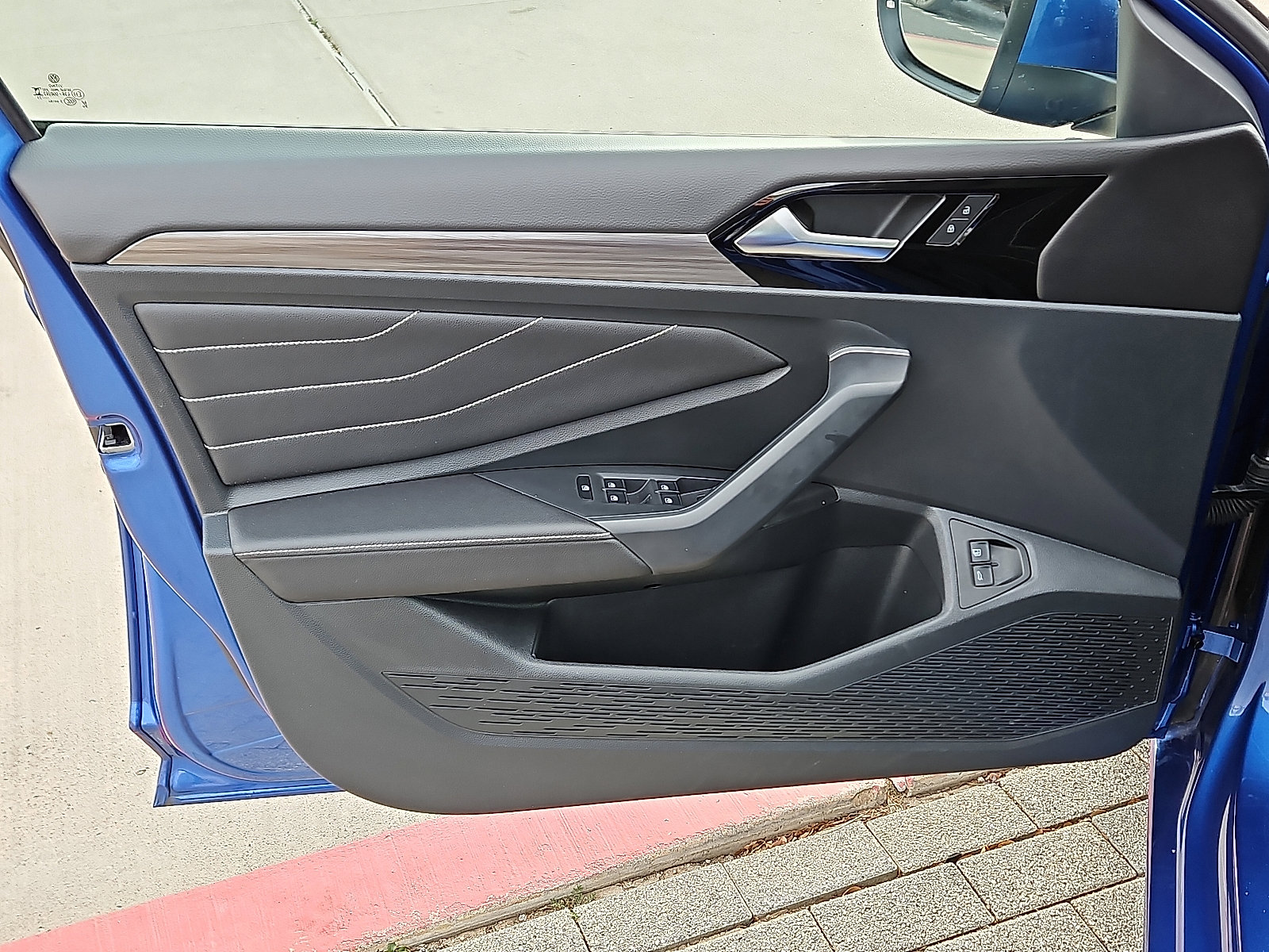 Certified 2024 Volkswagen Jetta SEL image 14