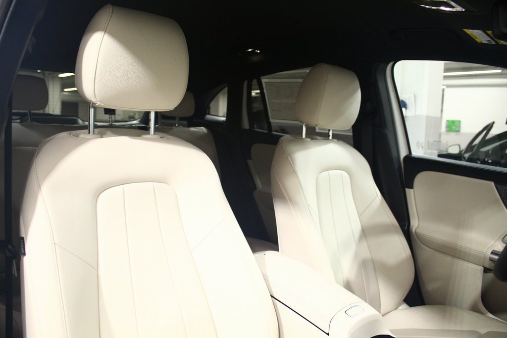 Used 2025 Mercedes-Benz GLA 250 4MATIC image 23