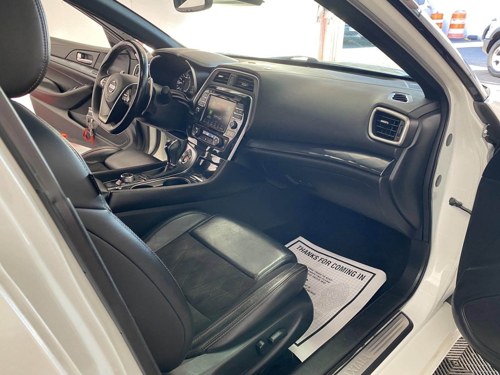 Used 2019 Nissan Maxima SR w/ Premium Package FWD image 8