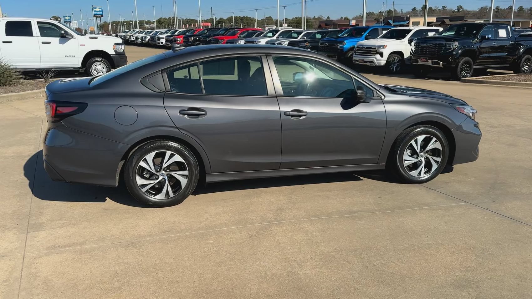 Used 2024 Subaru Legacy Premium AWD/4WD image 2