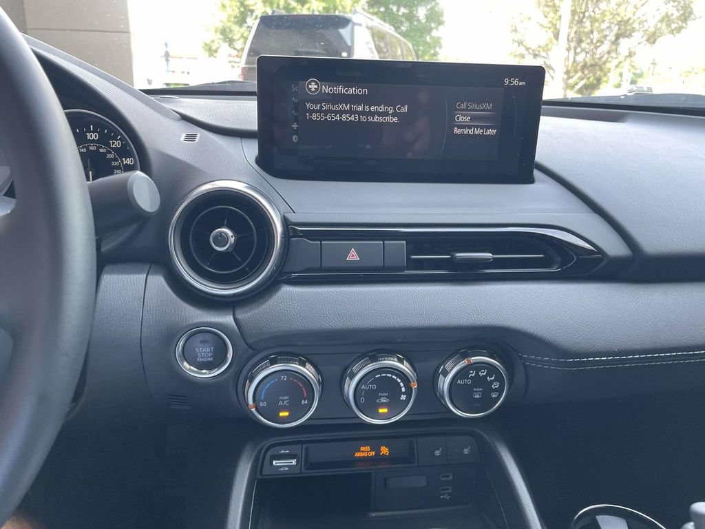 Used 2025 MAZDA MX-5 Miata RF Grand Touring RWD image 17
