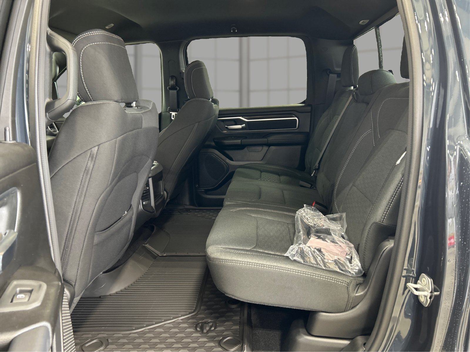 New 2026 RAM 1500 Big Horn AWD/4WD image 10