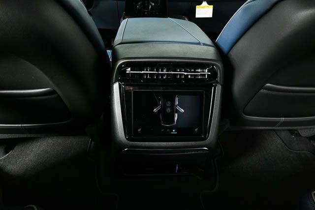 New 2025 Cadillac Escalade IQ Luxury 2 image 19