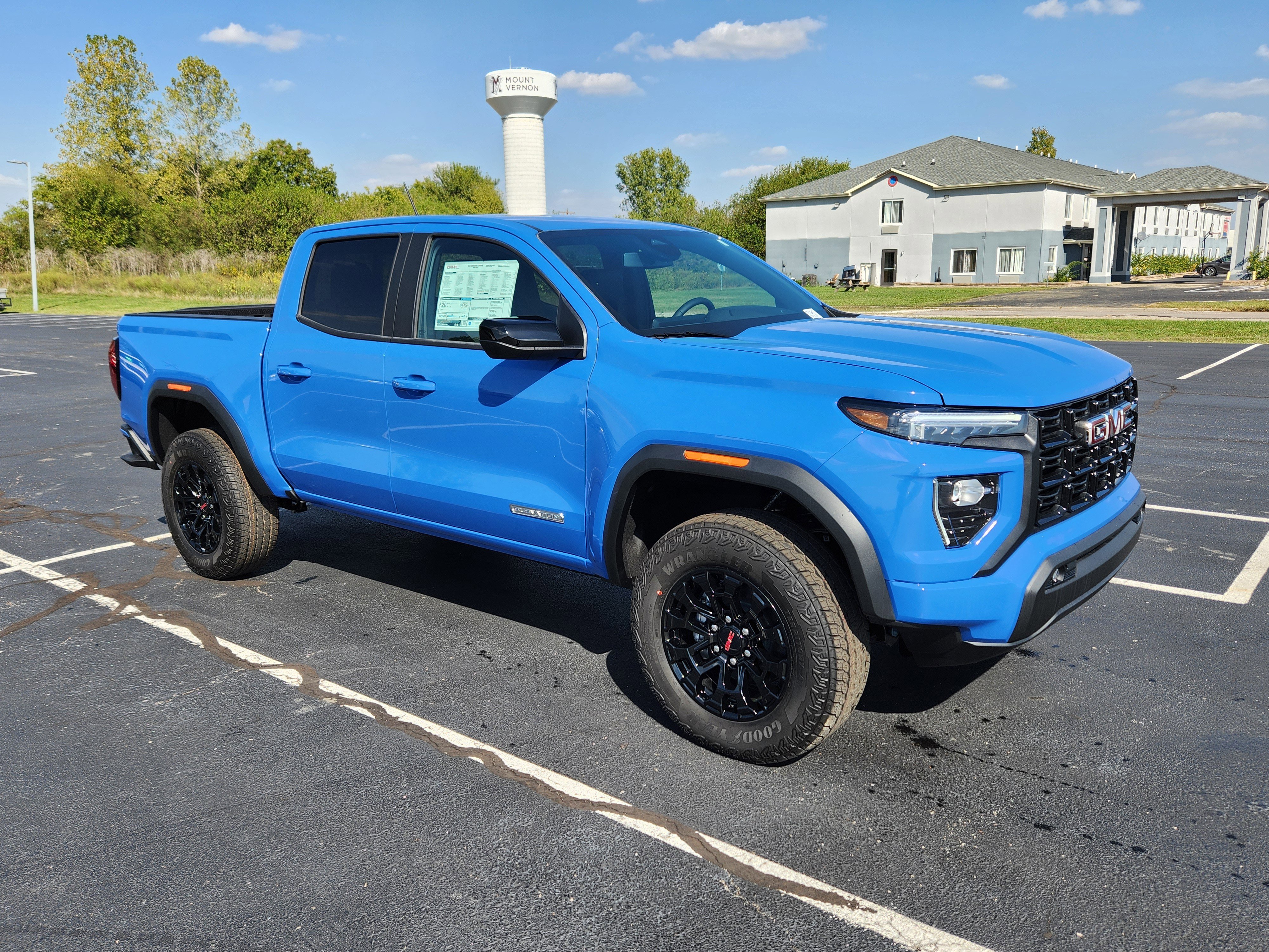 New 2026 GMC Canyon Elevation w/ Convenience Package image 6