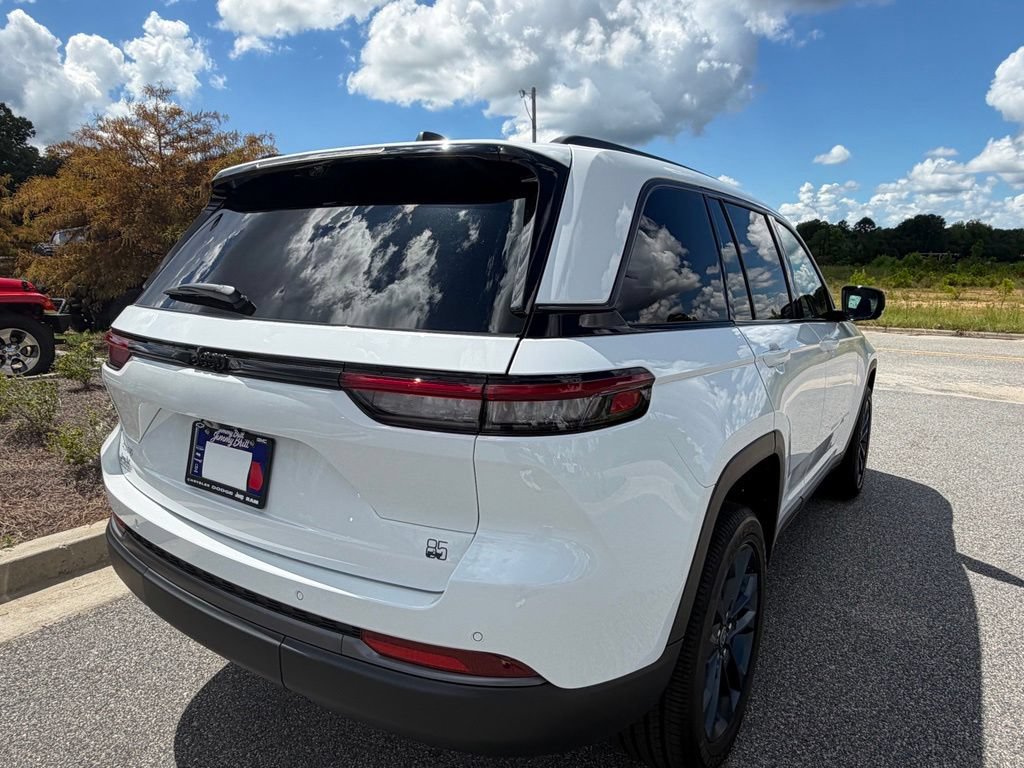 New 2026 Jeep Grand Cherokee Limited AWD/4WD image 19