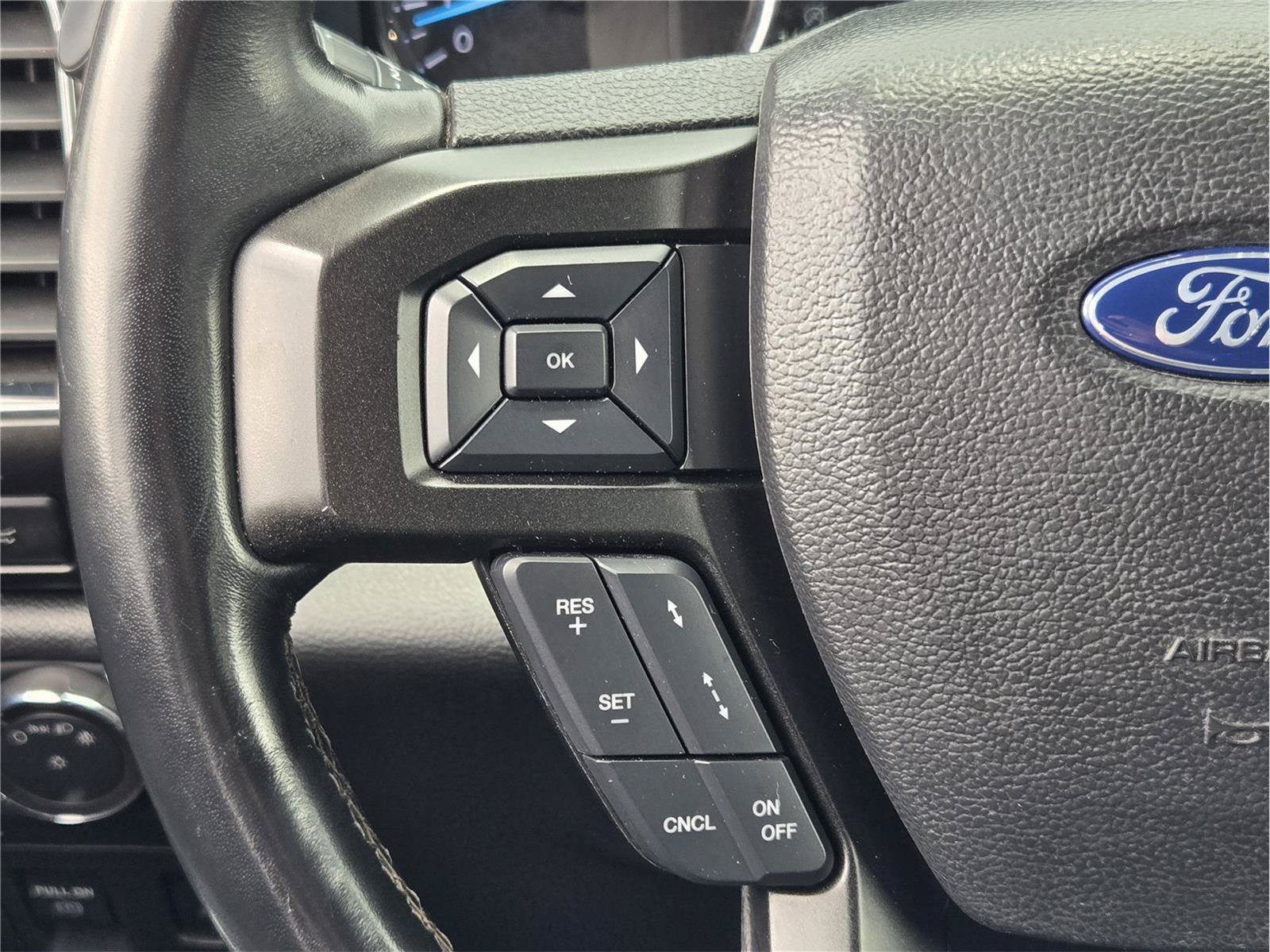 Used 2018 Ford Expedition Limited w/ Equipment Group 302A RWD image 27
