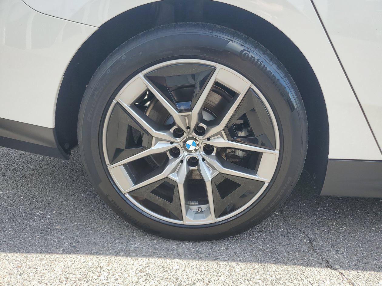 Used 2026 BMW 530i RWD image 5